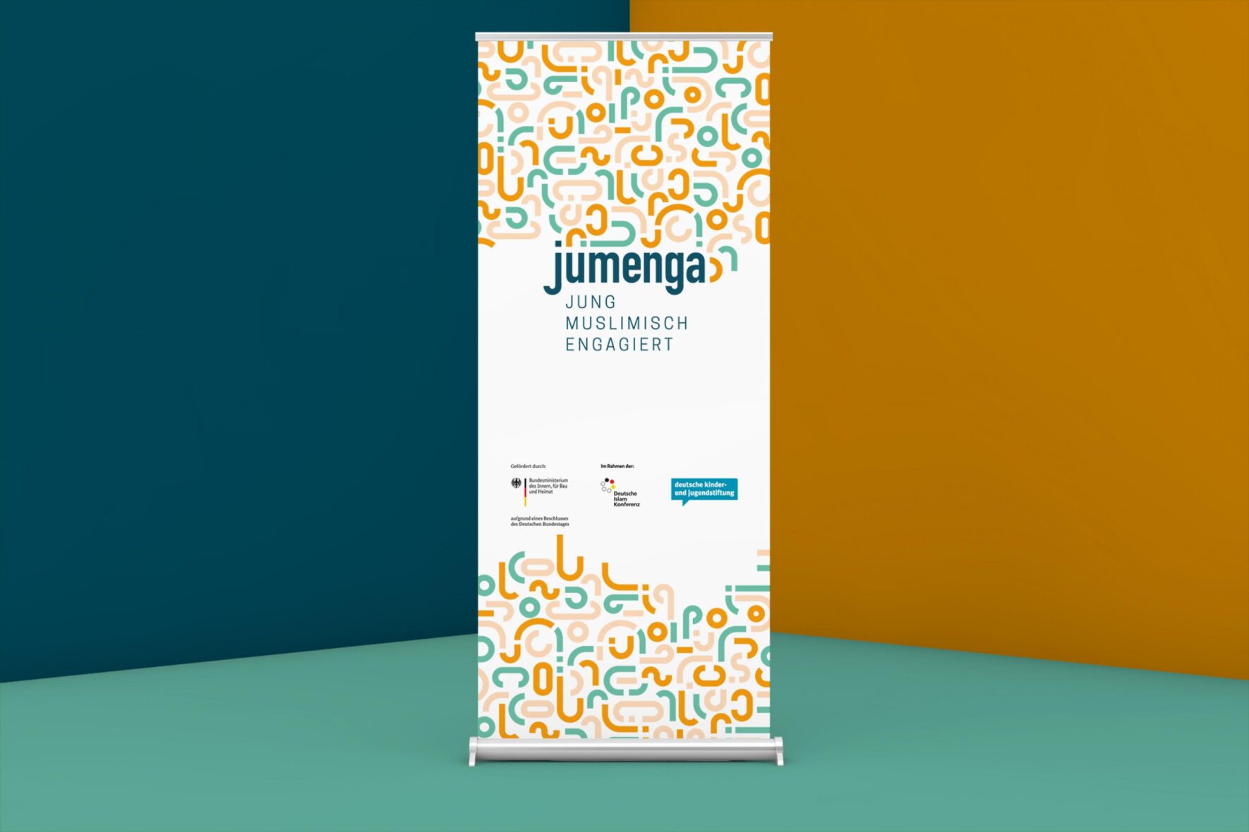 jumenga-corporate-Design-dkjs-rollup-print-FORMLOS-Berlin jumenga-corporate-Design-dkjs-rollup-print-FORMLOS-Berlin