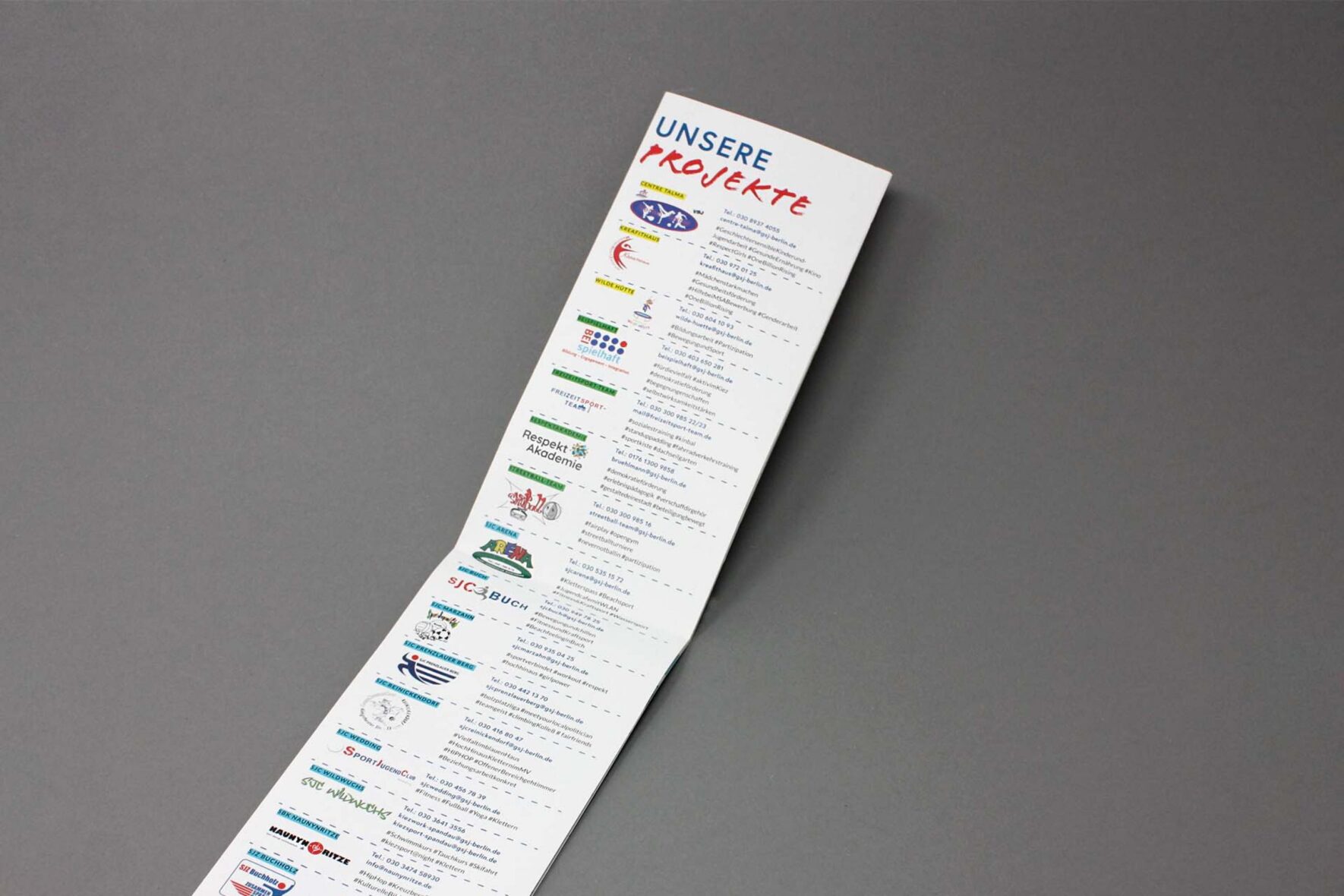 Flyer-GSJ-Karte-Print-Gestaltung-Design-FORMLOS-Berlin-Branding-8 Flyer-GSJ-Karte-Print-Gestaltung-Design-FORMLOS-Berlin-Branding-8