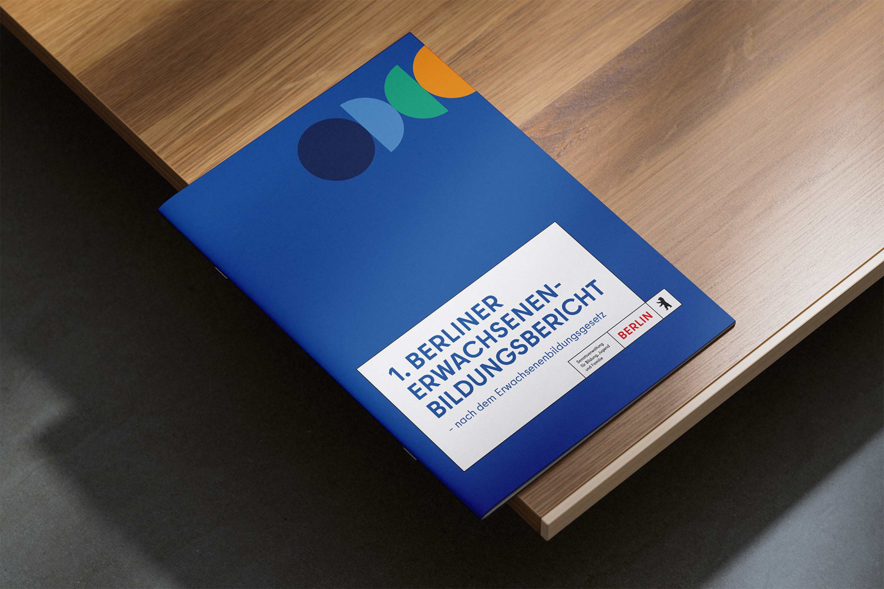Erwachsenenbildungsbericht-Berlin-Senatsverwaltung-FORMLOS-Berlin-Print-Cover